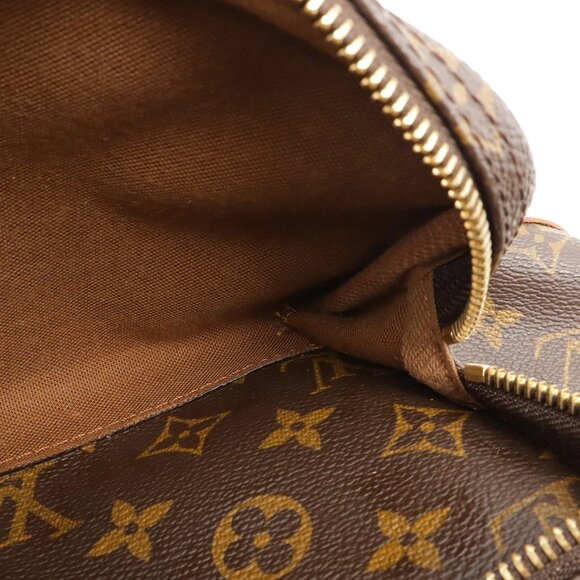 LOUIS VUITTON Brown Monogram Shoulder Bag - Picture 9 of 9